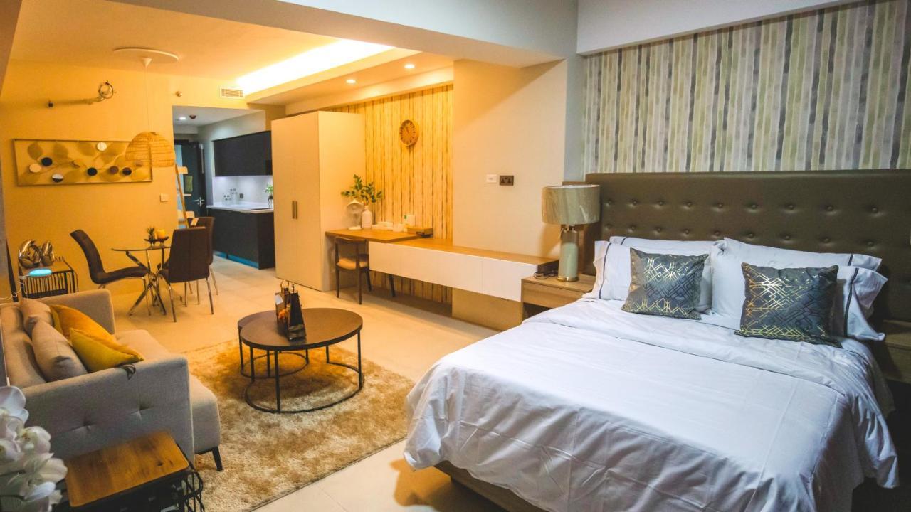 Aeon Suites Staycation Managed By Aria Hotel Davao Stadt Exterior foto